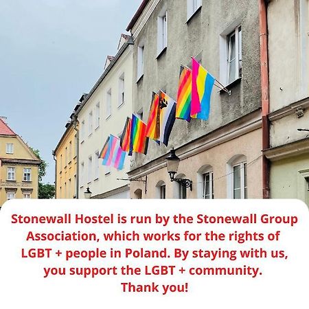 Hostel Stonewall - Self Check In Poznan Exterior photo
